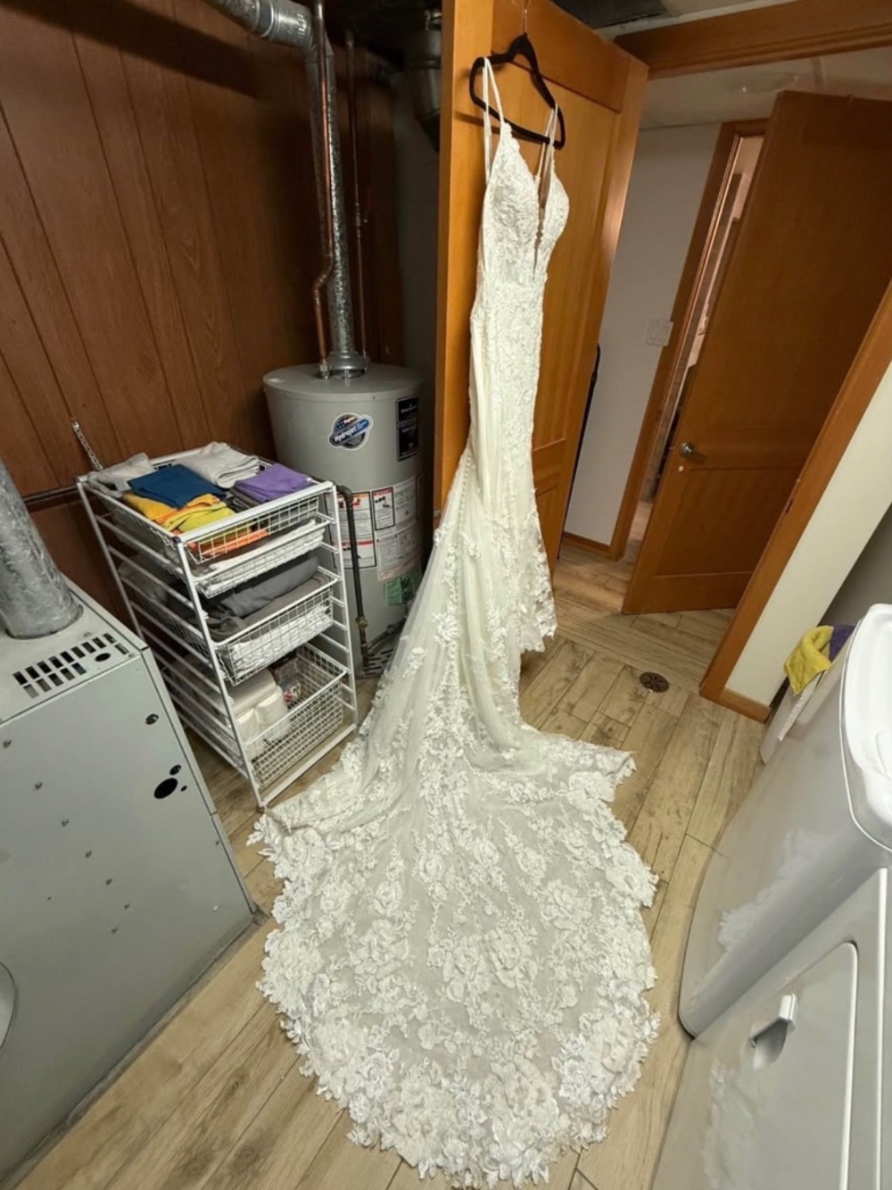 Used Wedding Dress $2500 or OBO